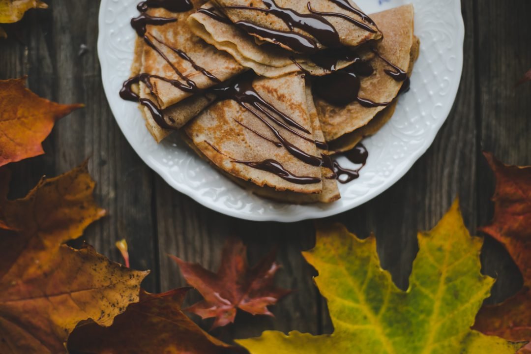 Chestnut Crêpes Recipe on Due fili d'erba | Two blades of grass | Photography, styling and recipe by Thais FK