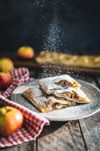 Apple Strudel Recipe on The Adagio Blog by Thais FK